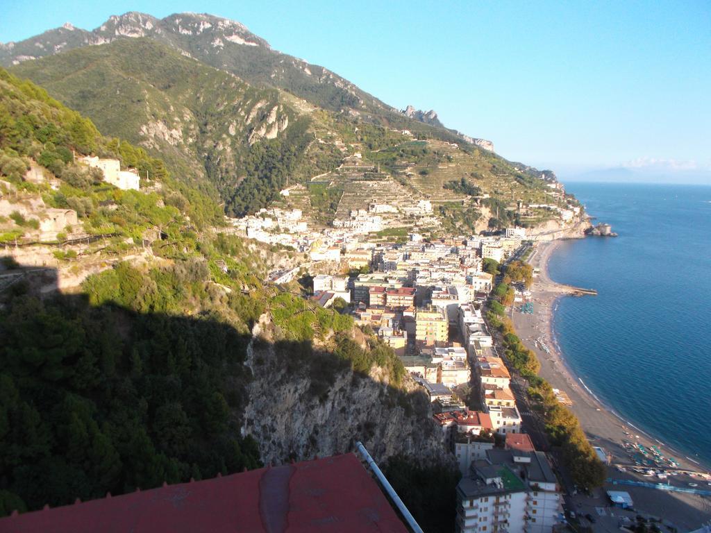 Casa Vacanze Nonno Aldo Minori Exterior photo