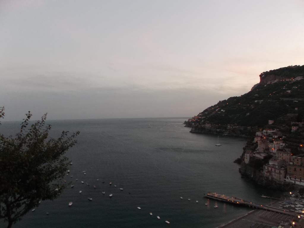 Casa Vacanze Nonno Aldo Minori Exterior photo